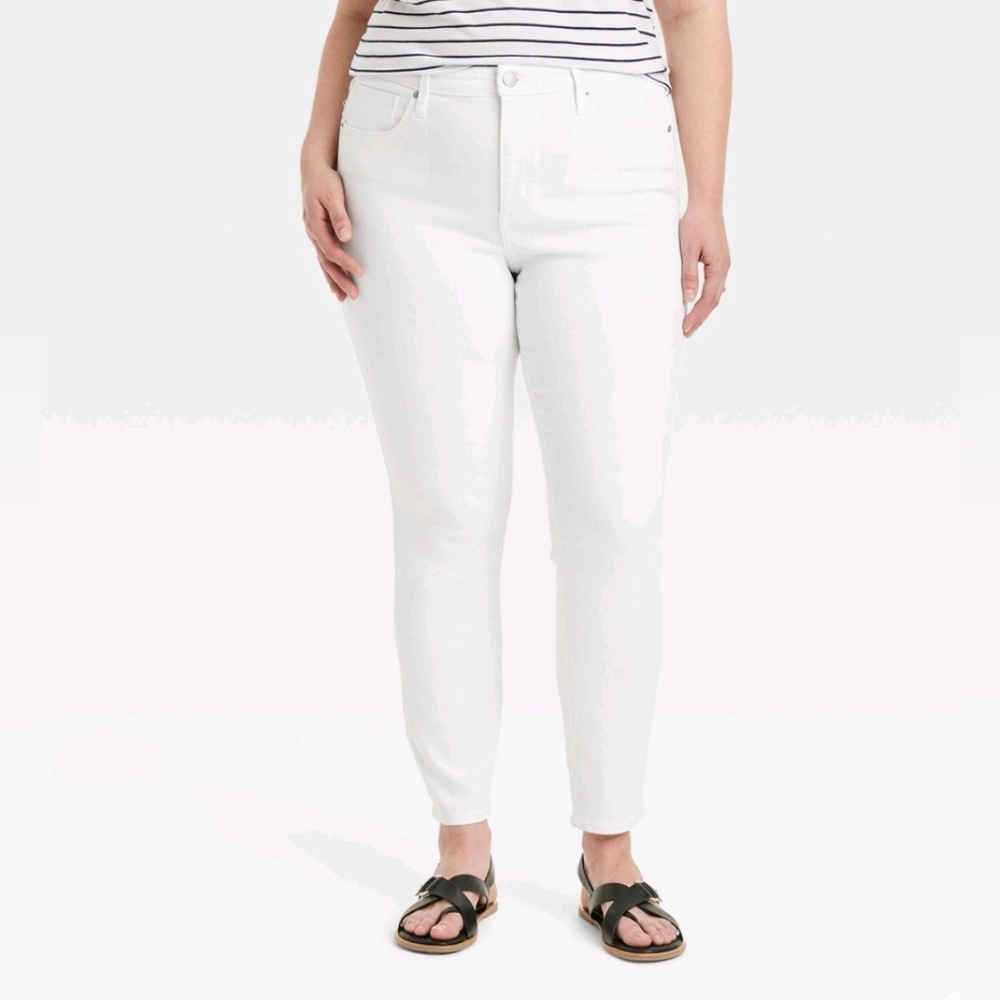 *Women's High-Rise Skinny Jeans, Universal Thread, White, Size 18